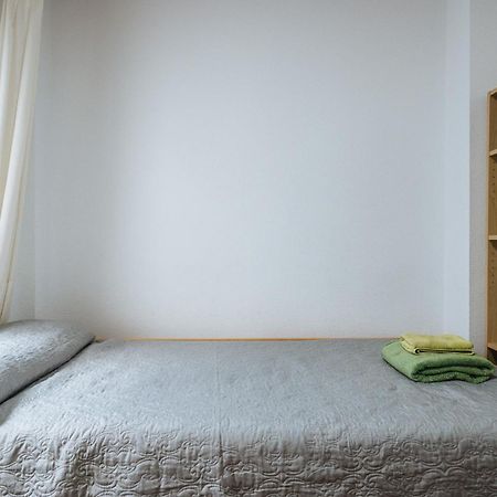 Pilsev Center Apartment Севилья Экстерьер фото