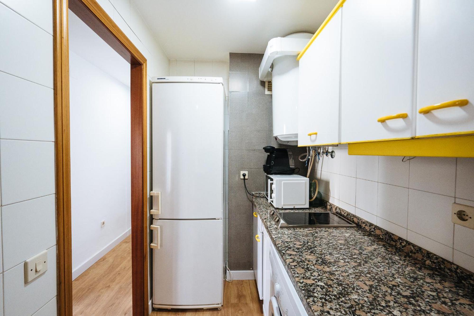 Pilsev Center Apartment Севилья Экстерьер фото